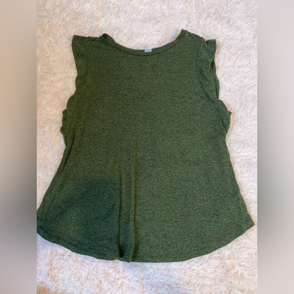 Old navy sweater